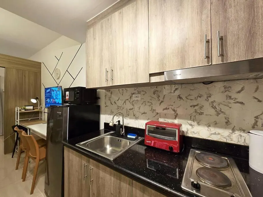 1Br Unit Condotel W Balcony Fame Residences -Fm40 Manila Philippines